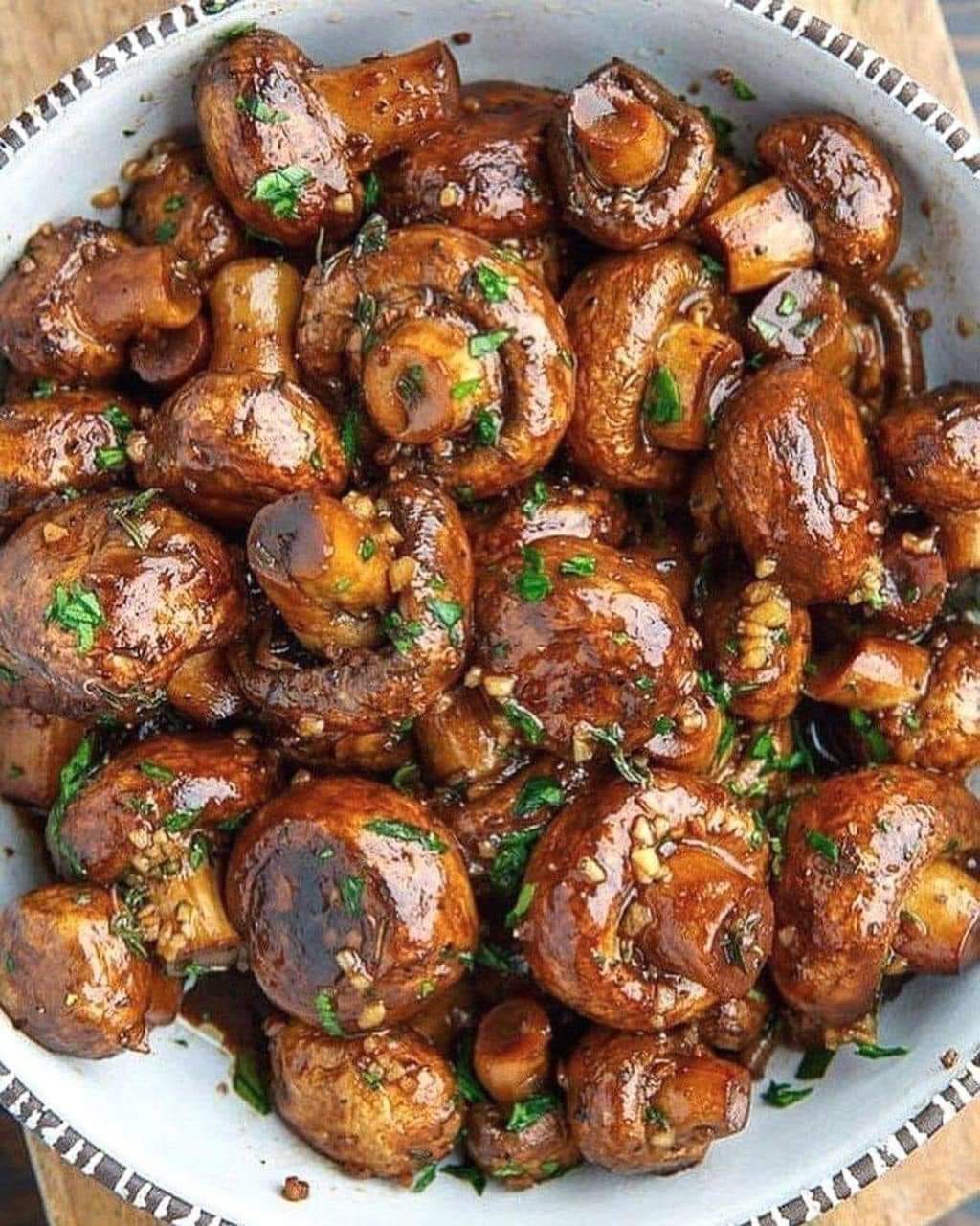 Roasted Garlic Mushrooms